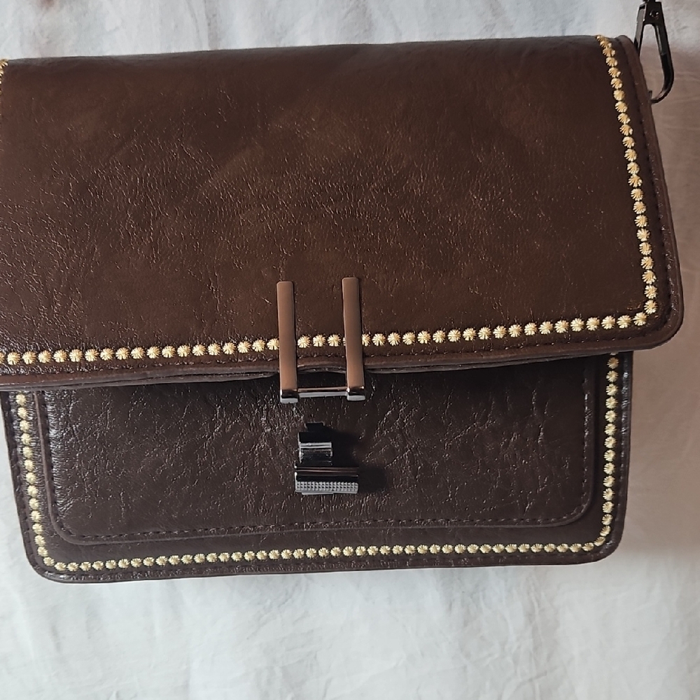 Chic Brown Leather Messenger Bag with Gold Accents